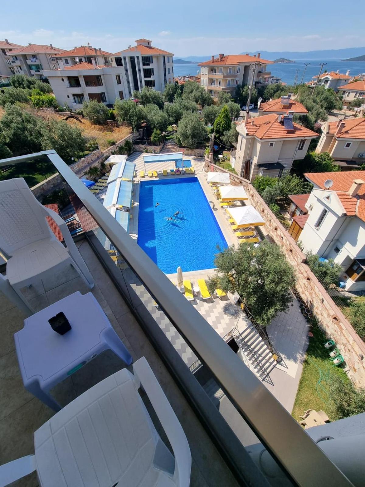 Elisa Hotel Айвалык Экстерьер фото