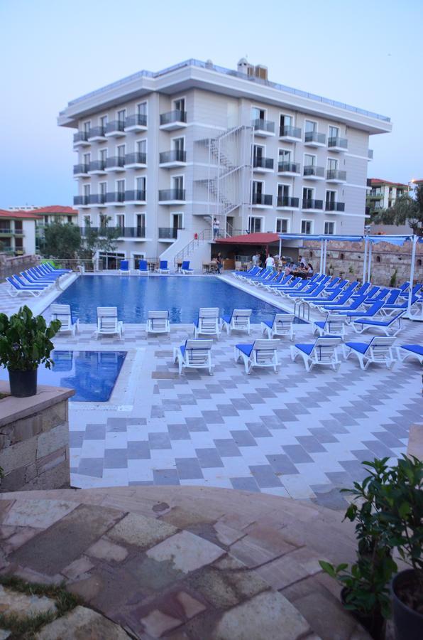 Elisa Hotel Айвалык Экстерьер фото