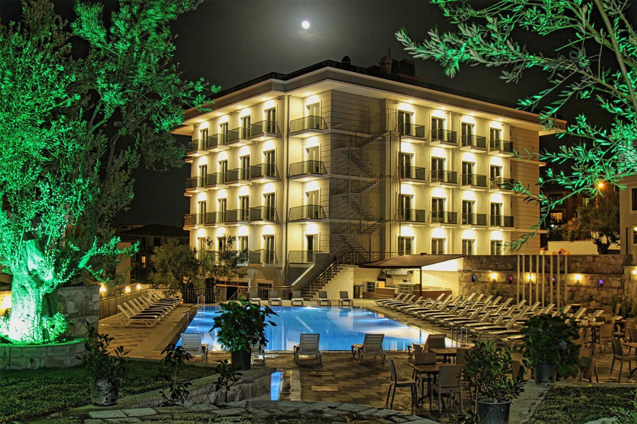 Elisa Hotel Айвалык Экстерьер фото