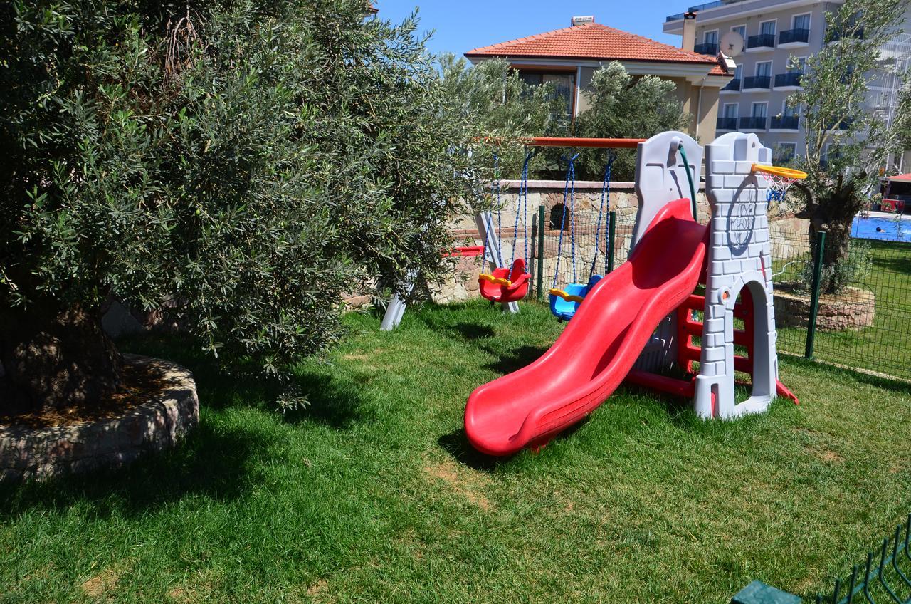 Elisa Hotel Айвалык Экстерьер фото